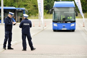 policjanci podczas jednej z konkurencji