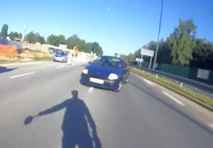 policjanci grupy SPEED w trakcie zatrzymania uciekiniera