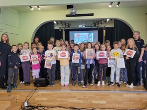 5 pamiątkowe zdjęcie uczestników spotkania