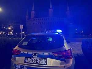 Radiowóz pod Barbakanem