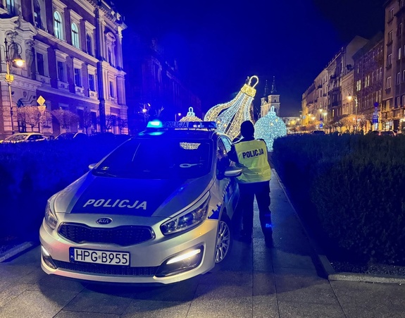 Radiowóz przy Placu Matejki