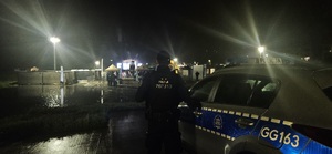 Policjanci w trakcie zabezpieczenia