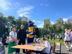 Policyjne stoisko na pikniku 5