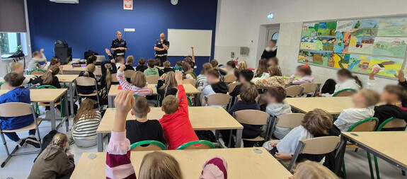 zajęcia prowadzone przez policjantów