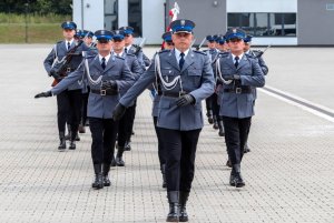 policjanci podczas uroczystości