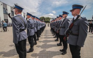 policjanci podczas uroczystości