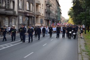 policjanci w trakcie zabezpieczenia marszu równości