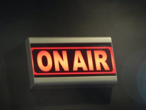 Lampa ON AIR w busie radia dla kierowców